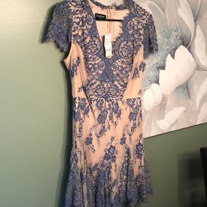Bebe Victoria dress sz 8 NWT